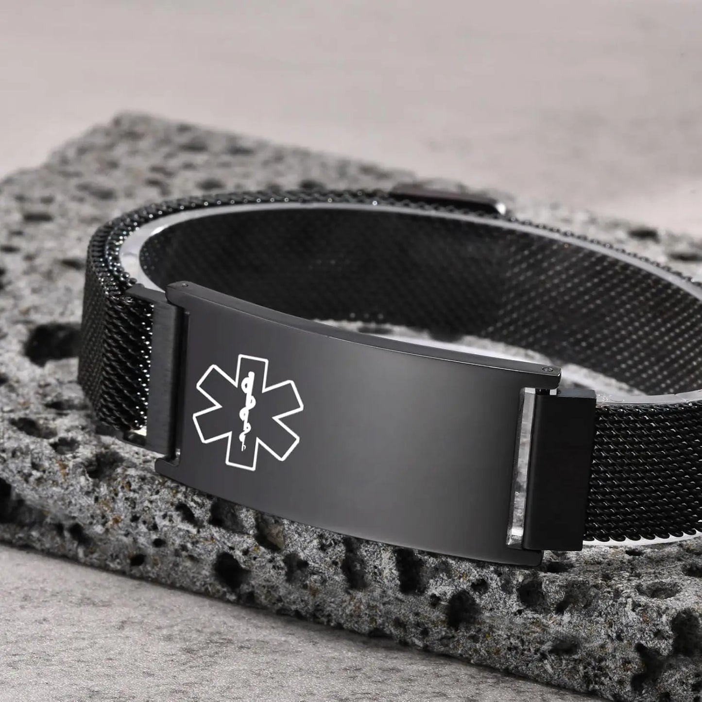 Personalized Medical Customizable ID Wristband Waterproof Stainless Steel Adjustable Wristband and Emergency Medical Alarm